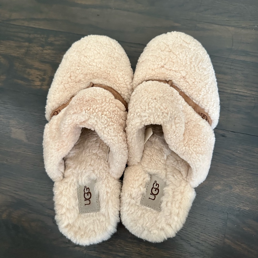 UGG Women’s Slippers Slides Platform Sandals Brown Size 9 Women